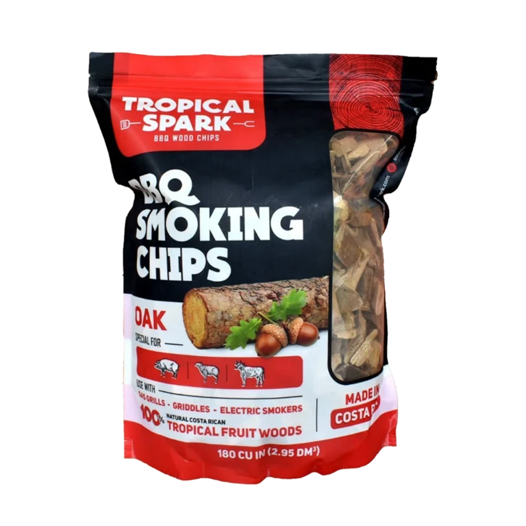chips o astillas de olor a roble para asador en barril ahumador